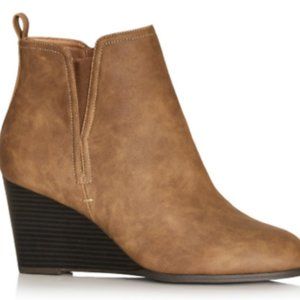 CLOUDWALKERS Katie Wedge Nubuck Bootie Shoes (cognac) (12) (EXCELLENT) $75